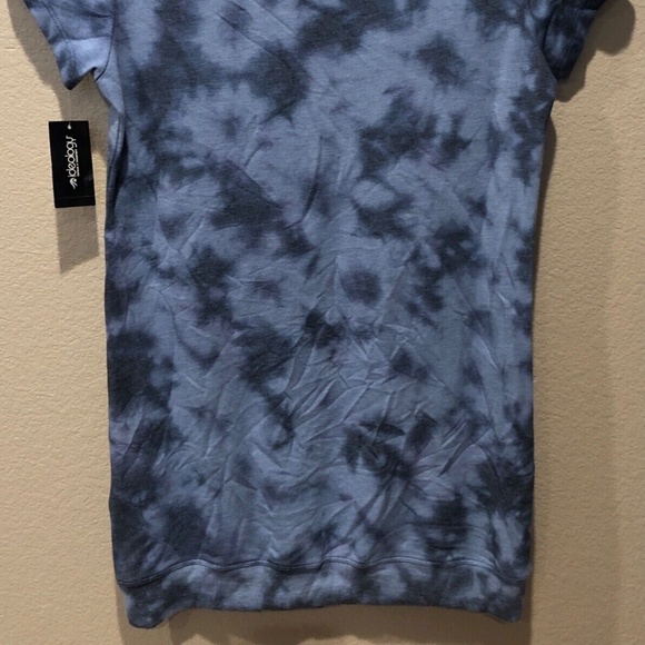 (NWT) Ideology Women's Blue Tie Dye V-Neck Short Sleeve Tunic Top Size S - Picture 11 of 12